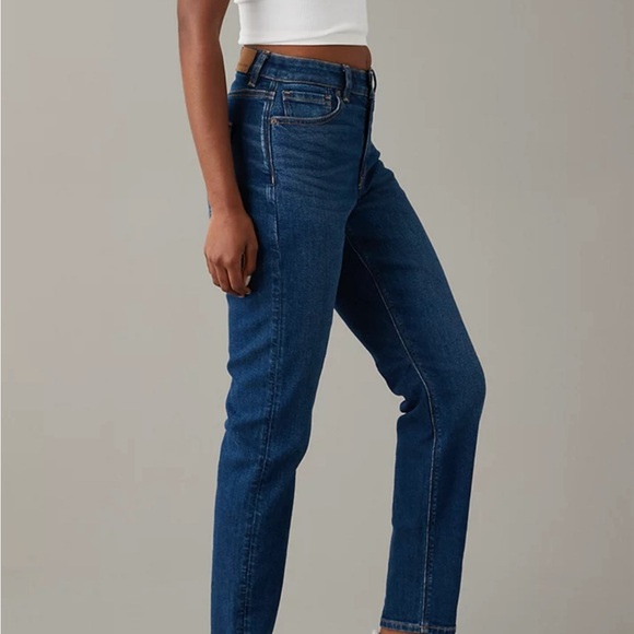American Eagle Stretch Mom Jean - Size 00 - Picture 5 of 5